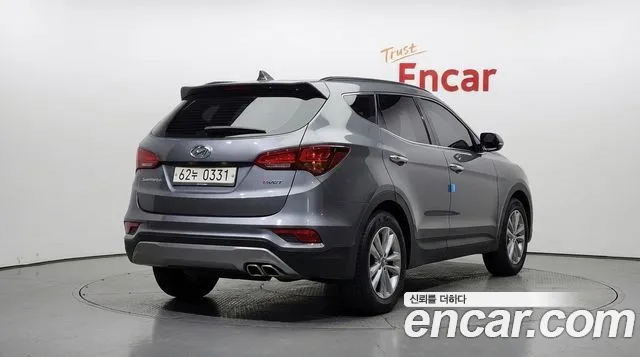 Hyundai Santa Fe 2016 thumb 2