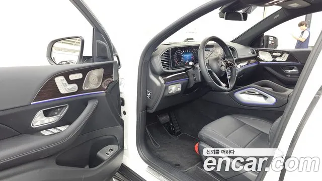 Mercedes-Benz GLE 2026 thumb 10