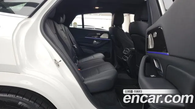 Mercedes-Benz GLE 2026 thumb 12