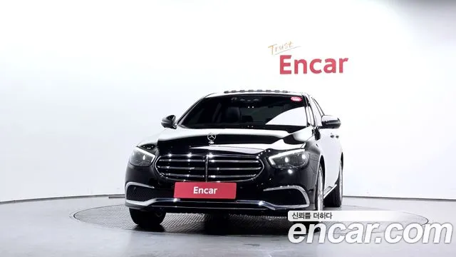 Mercedes-Benz E-Класс 2023 thumb 3