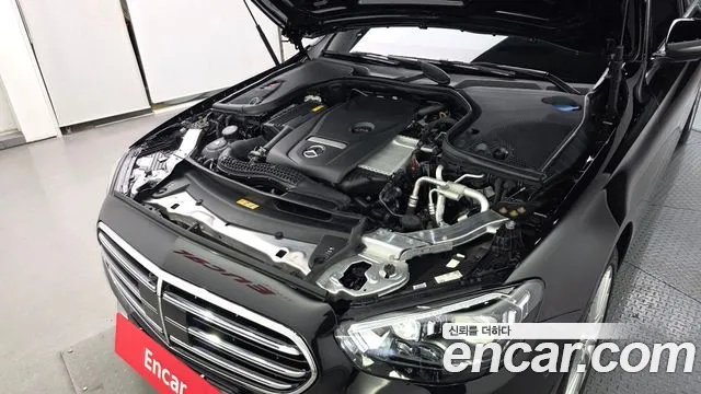 Mercedes-Benz E-Класс 2023 thumb 6