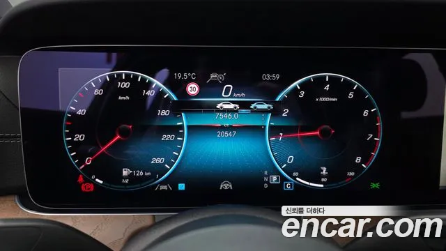 Mercedes-Benz E-Класс 2023 thumb 8
