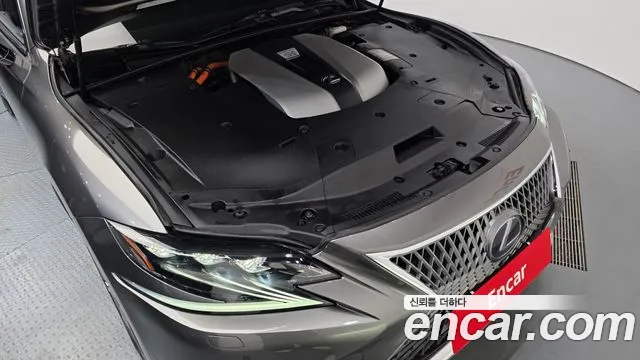 Lexus LS 2019 thumb 6