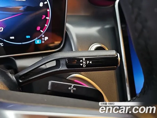 Mercedes-Benz GLC 2025 thumb 9