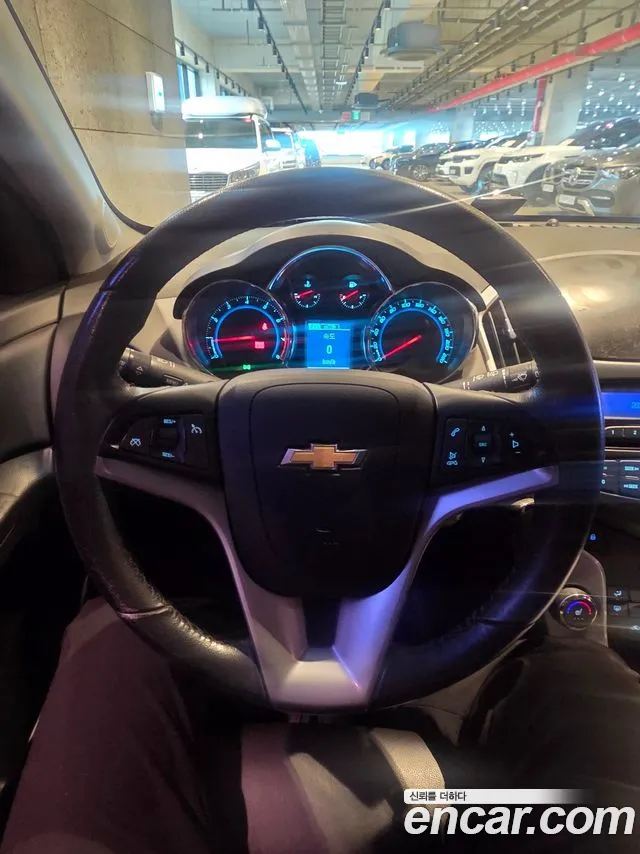 ChevroletGMDaewoo Cruze 2013 thumb 10
