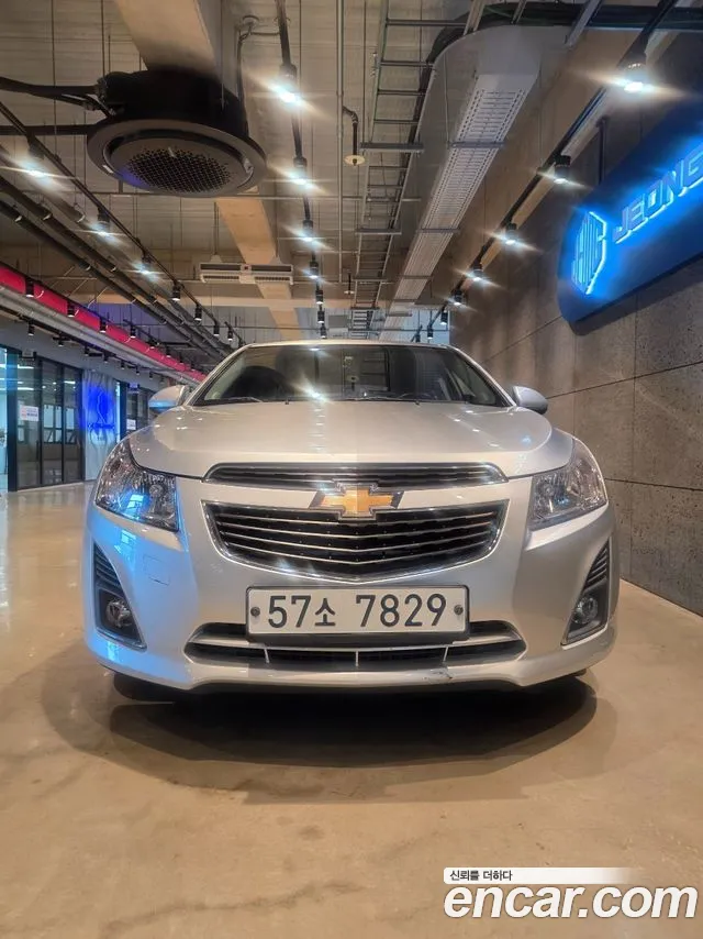 ChevroletGMDaewoo Cruze 2013 thumb 12