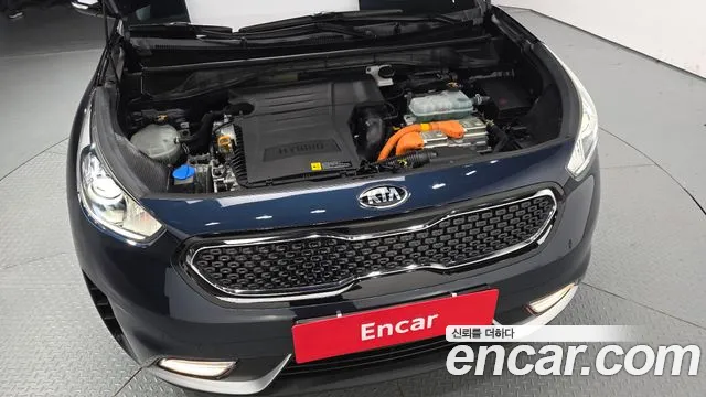 Kia Niro 2018 thumb 6