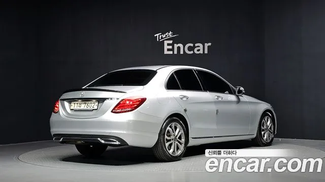 Mercedes-Benz C-Класс 2017 thumb 2