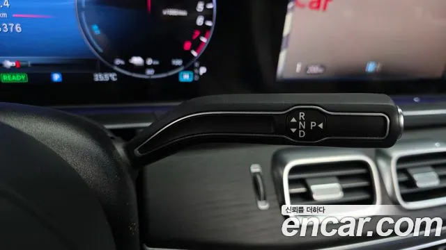 Mercedes-Benz GLE 2024 thumb 9