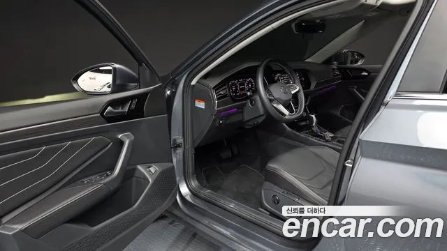 Volkswagen Jetta 2024 thumb 10