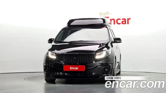 Kia Carnival 2017 thumb 3