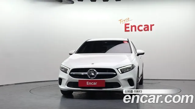 Mercedes-Benz A-Класс 2022 thumb 3