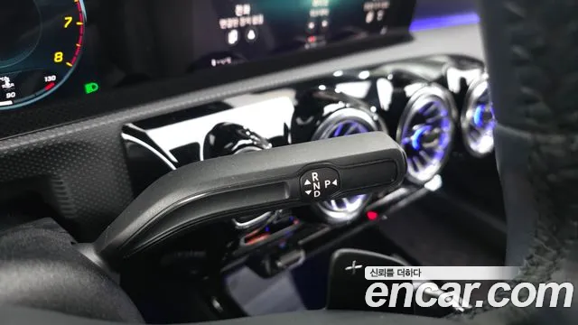 Mercedes-Benz A-Класс 2022 thumb 9