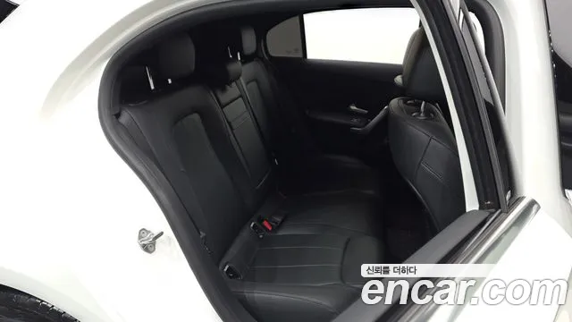 Mercedes-Benz A-Класс 2022 thumb 11
