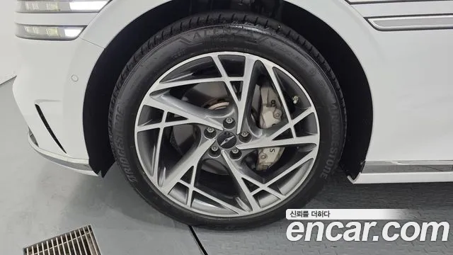Genesis G90 2024 thumb 5