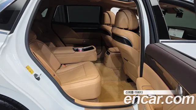 Genesis G90 2024 thumb 12