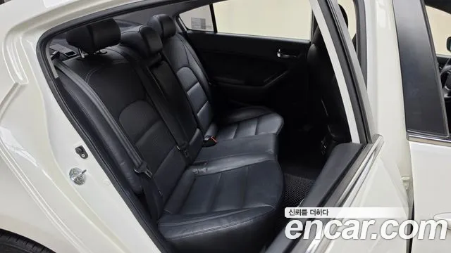 Kia K3 2013 thumb 12