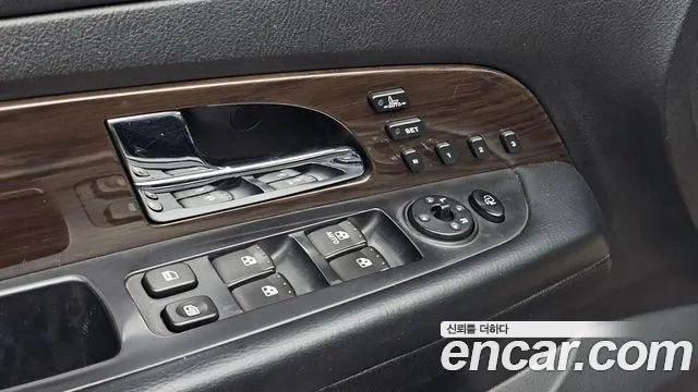 KG_Mobility_Ssangyong Rexton 2009 thumb 12