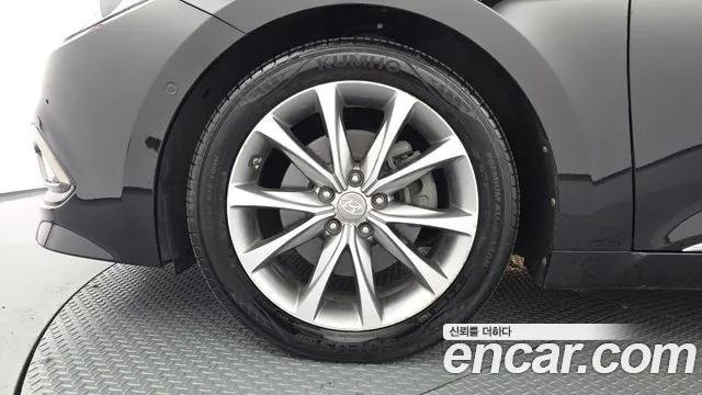 Hyundai Grandeur 2015 thumb 5
