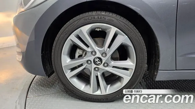 Hyundai Avante 2017 thumb 5