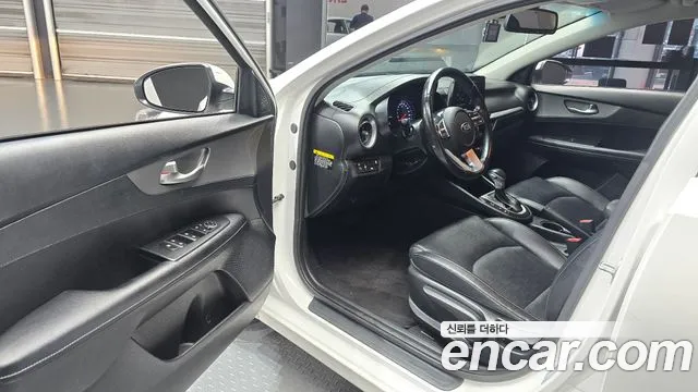 Kia K3 2019 thumb 10