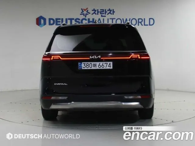Kia Carnival 2022 thumb 4