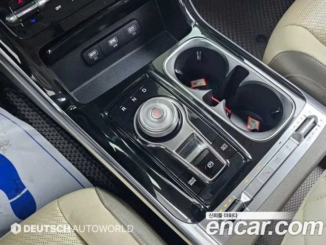 Kia Carnival 2022 thumb 9