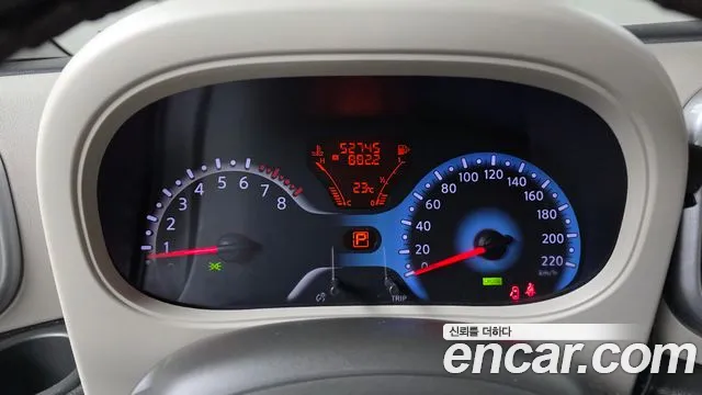 Nissan Cube 2014 thumb 8