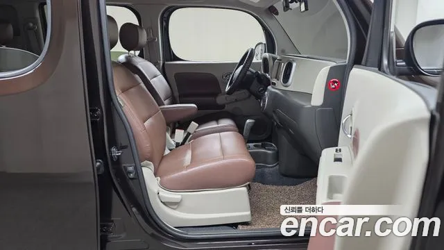 Nissan Cube 2014 thumb 11
