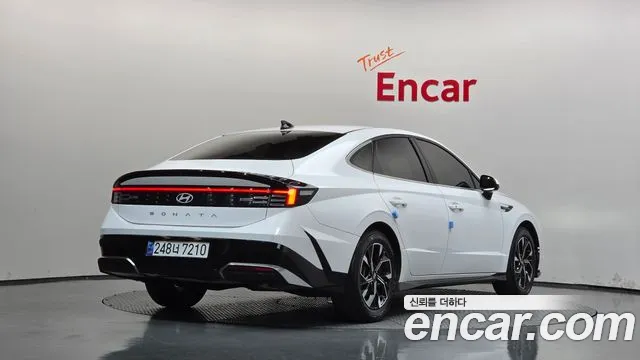 Hyundai Sonata 2024 thumb 2