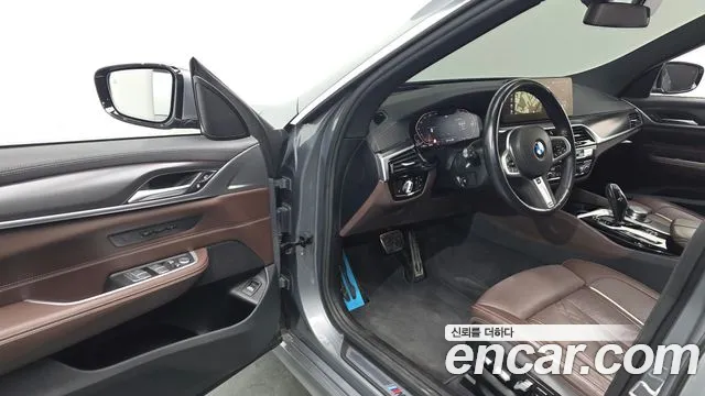 BMW Gran Turismo 2023 thumb 10