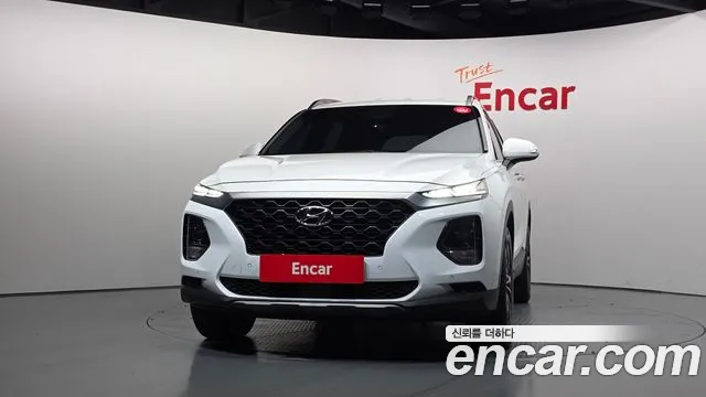 Hyundai Santa Fe 2018 thumb 3