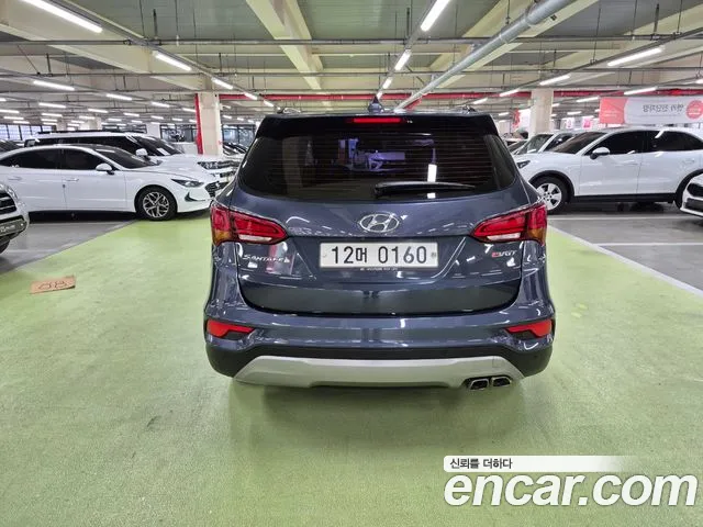 Hyundai Santa Fe 2016 thumb 3