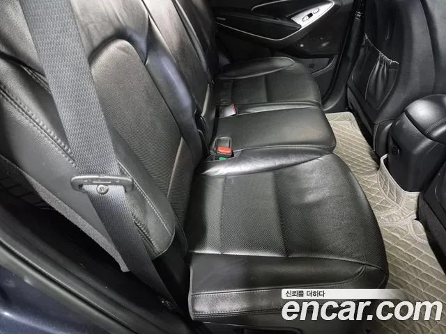 Hyundai Santa Fe 2016 thumb 8