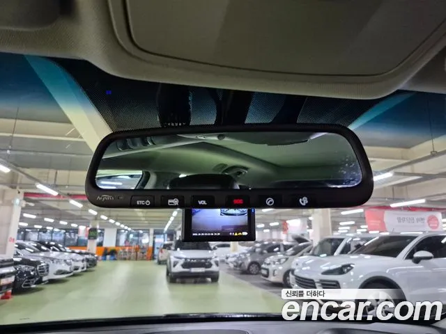 Hyundai Santa Fe 2016 thumb 9