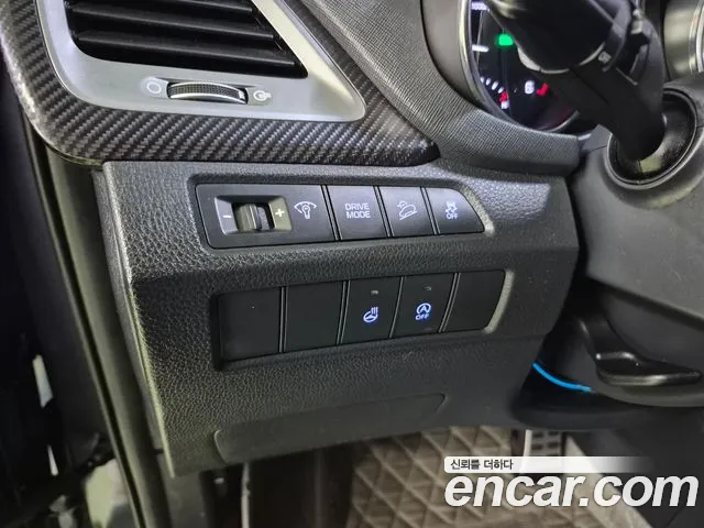 Hyundai Santa Fe 2016 thumb 10