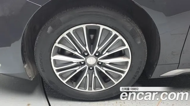 Hyundai Grandeur 2017 thumb 5