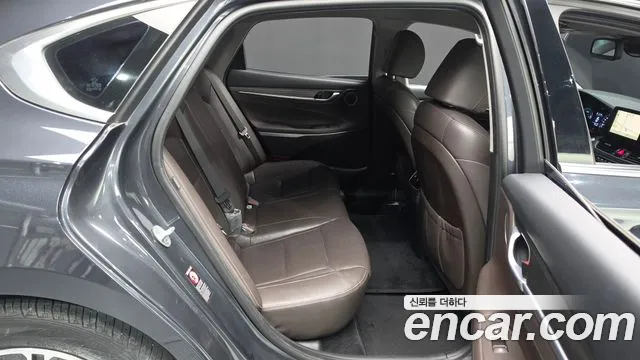 Hyundai Grandeur 2017 thumb 11