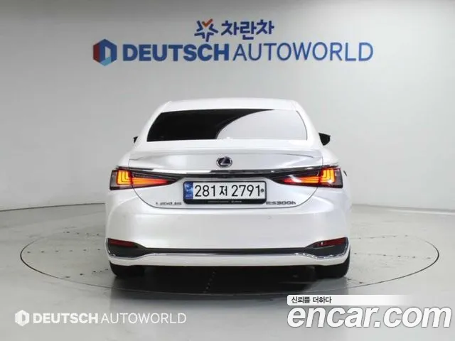 Lexus ES 2018 thumb 4