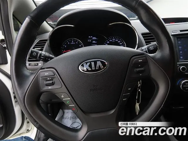 Kia K3 2013 thumb 8
