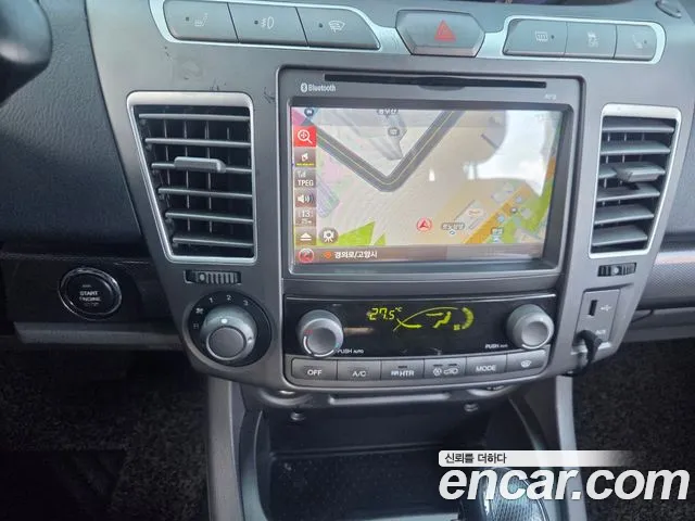 KG_Mobility_Ssangyong KORANDO 2015 thumb 6