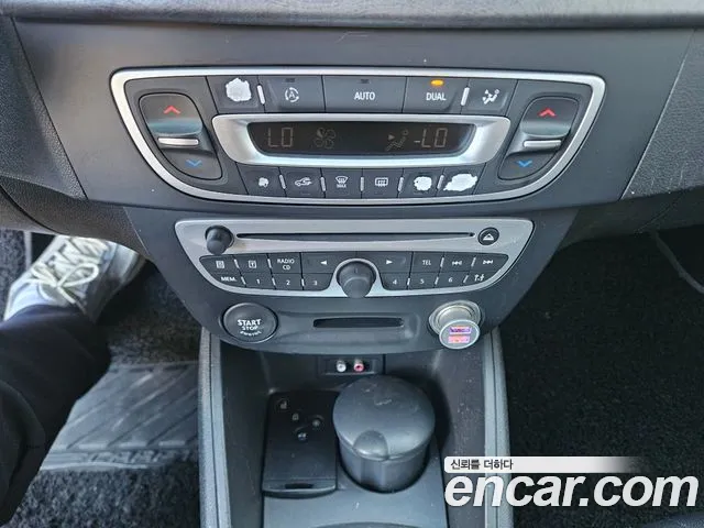 Renault-KoreaSamsung Fluence 2010 thumb 9
