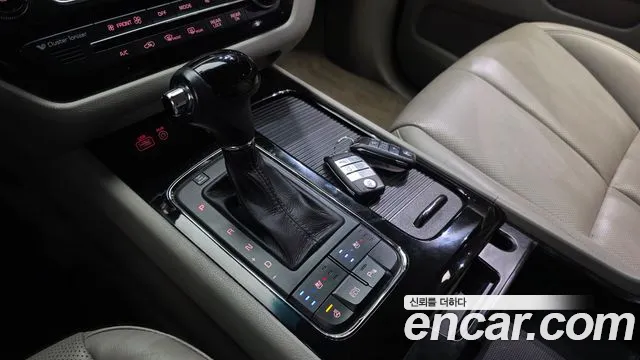 Kia Carnival 2016 thumb 9