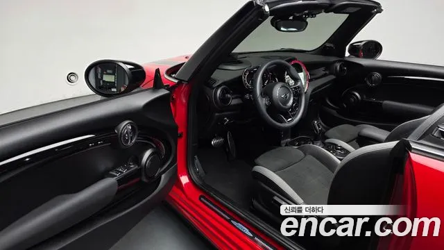 MINI Cooper Convertible 2024 thumb 9