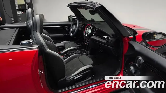 MINI Cooper Convertible 2024 thumb 10