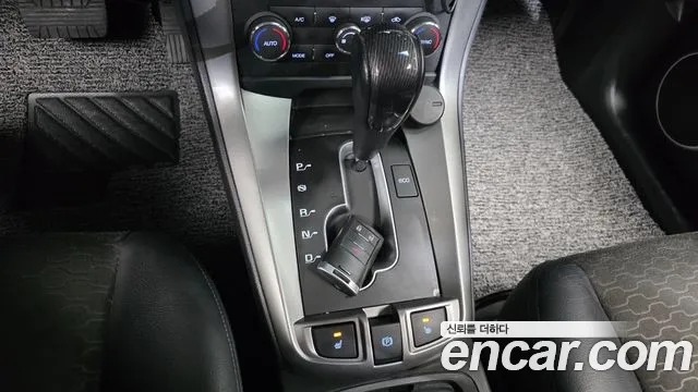 ChevroletGMDaewoo Captiva 2014 thumb 9