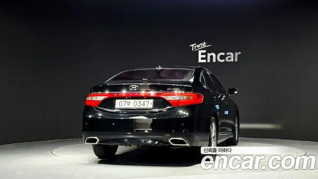 Hyundai Grandeur 2015 thumb 4