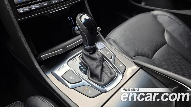 Hyundai Grandeur 2015 thumb 9