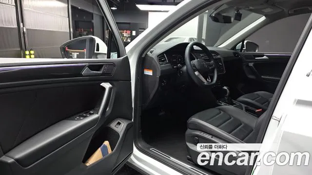 Volkswagen Tiguan 2024 thumb 10