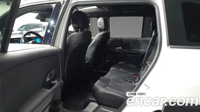 Mercedes-Benz GLB 2021 thumb 11